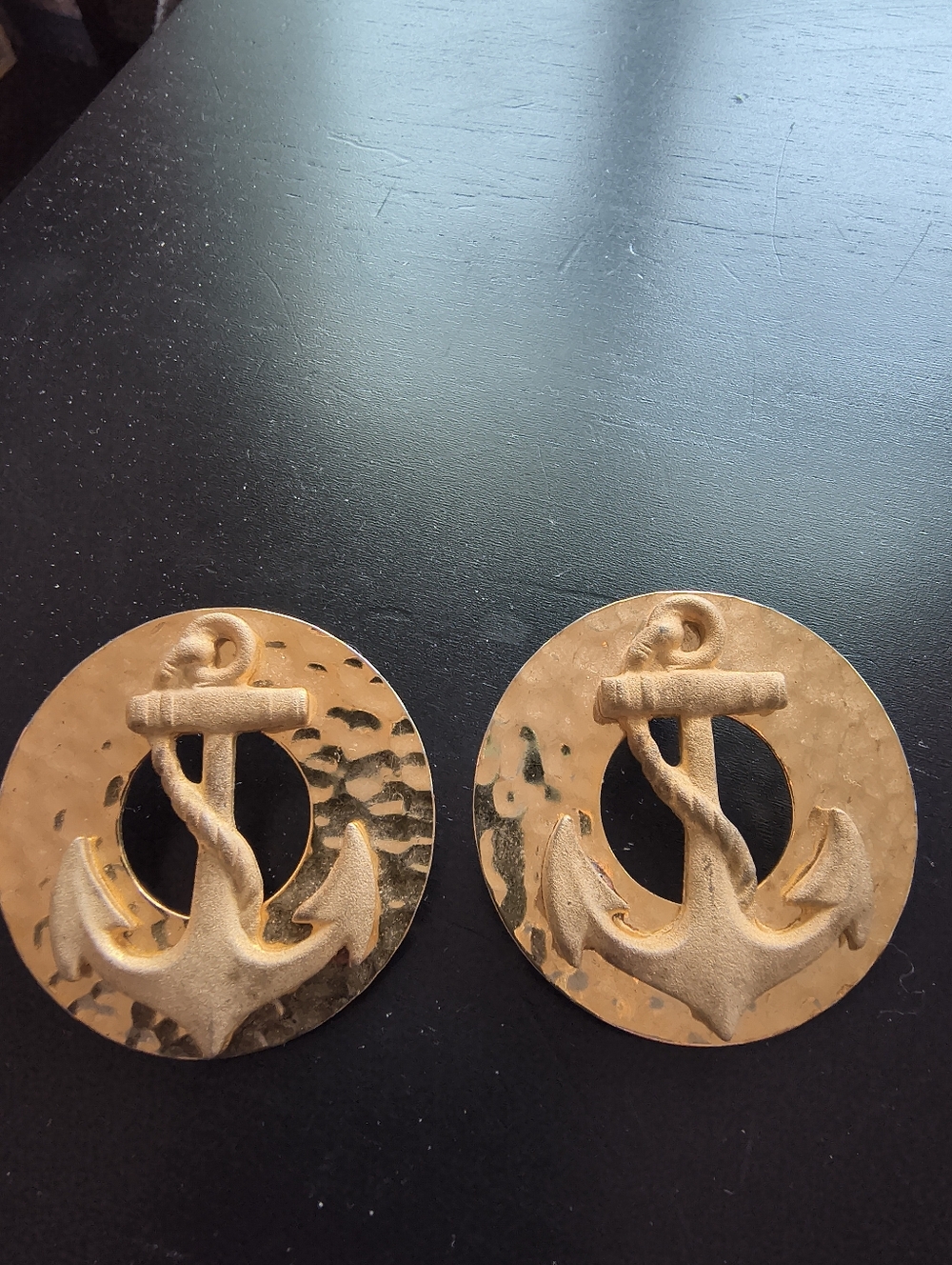 Vtg Nautical Anchor Earrings Gold Tone Hammered Finish Pierced Oversized Runway